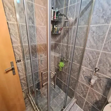 Apartment Josipa Near Zadar